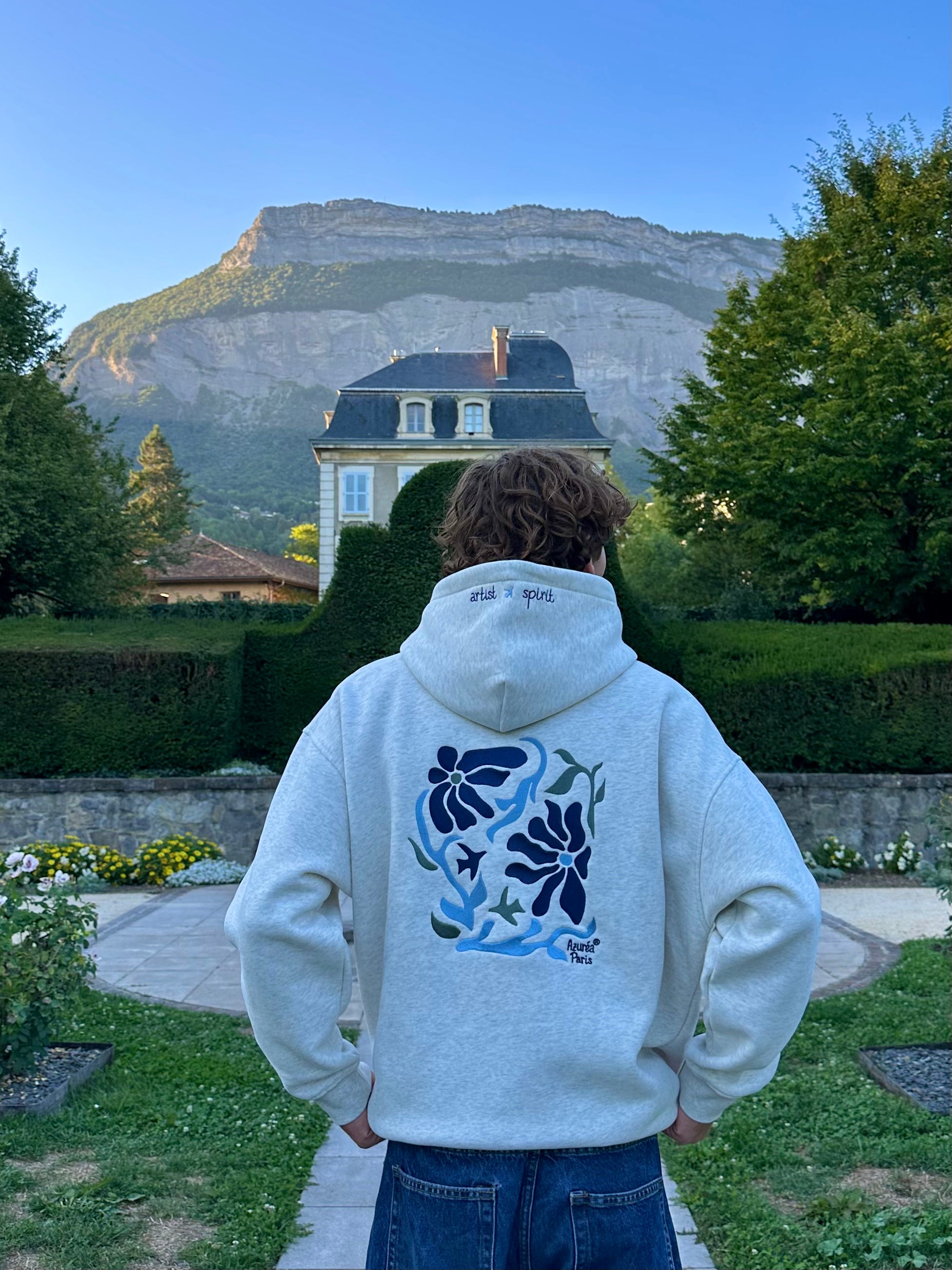 Geborduurde Sweater "Artist Spirit"