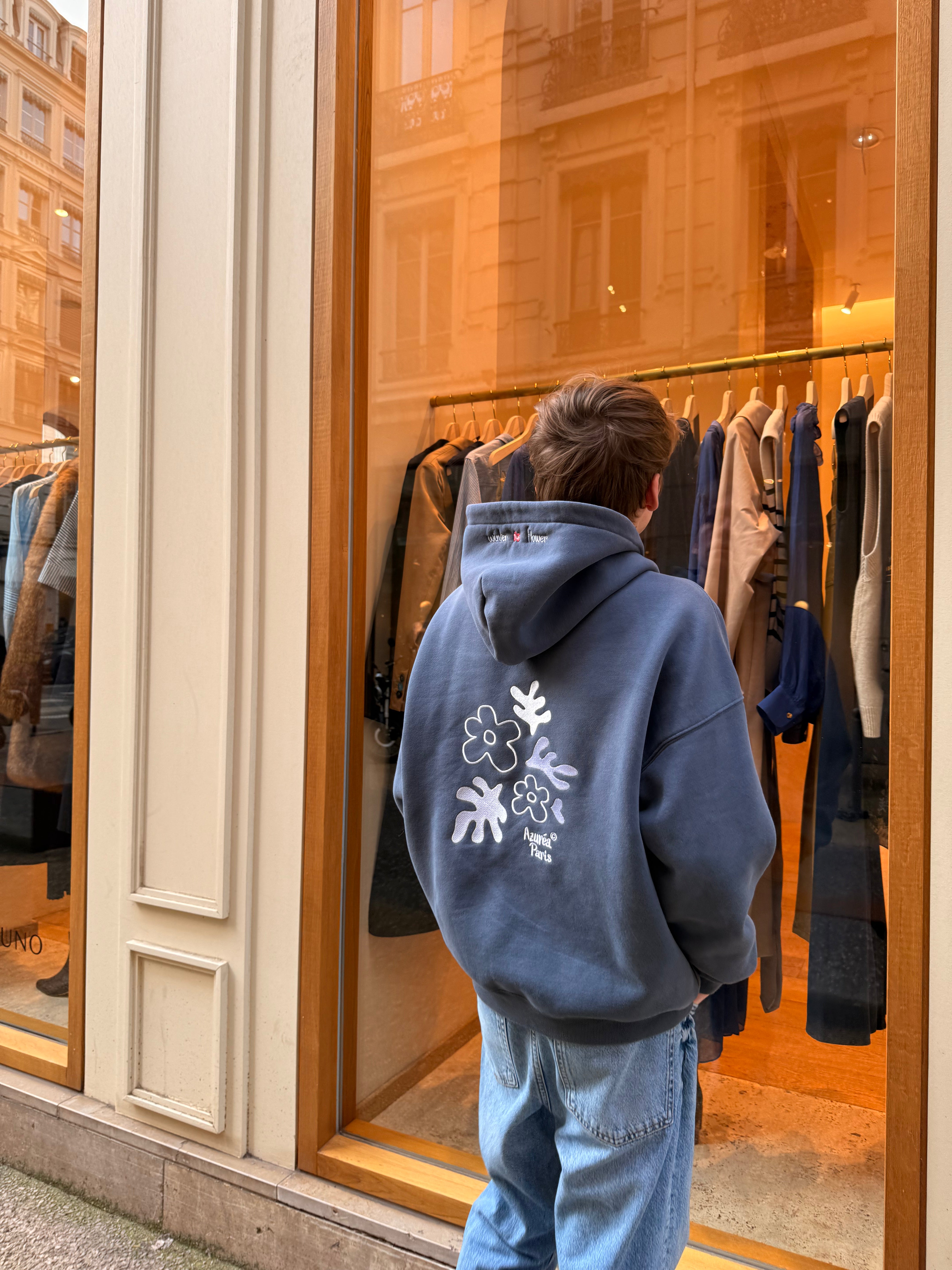 Sweat Brodé "Winter Flower" Océan Édition