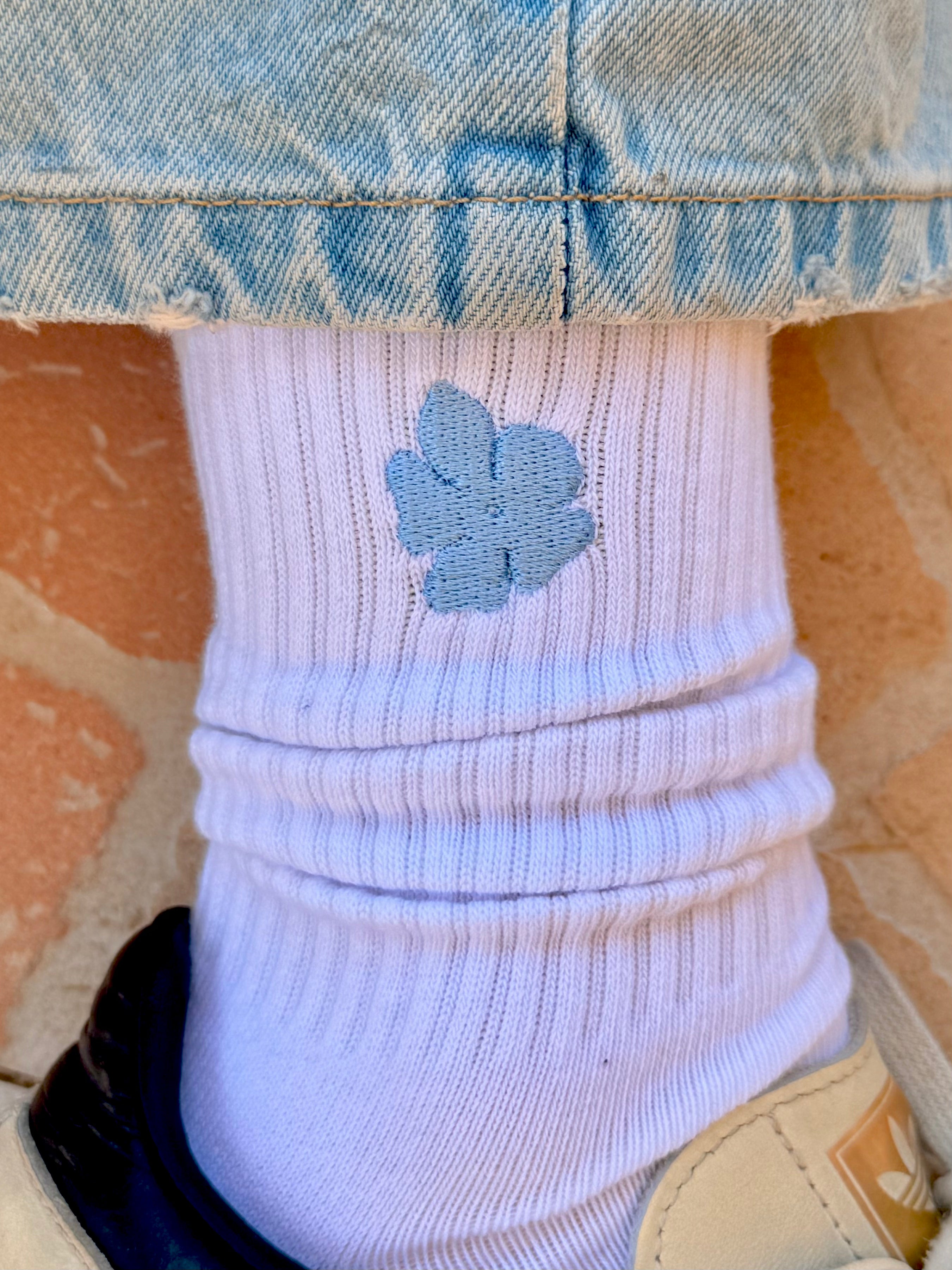 AZUREA embroidered socks